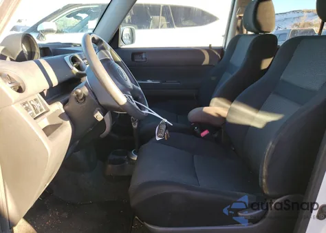 2006 Toyota Scion Xb from USA, damaged, VIN JTLKT324164120638